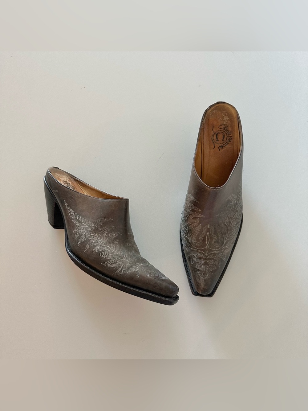 Charlie 1 Horse Lucchese Boots Western Mules Cowboy Boho 10 Grey Brown Taupe

Ki